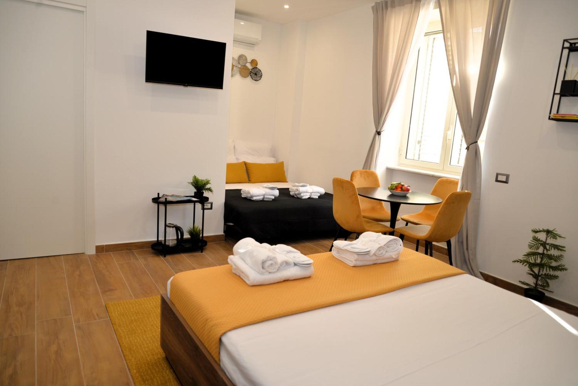Blackwoody Contemporary Rooms - Napoli Centro Storico Exteriör bild