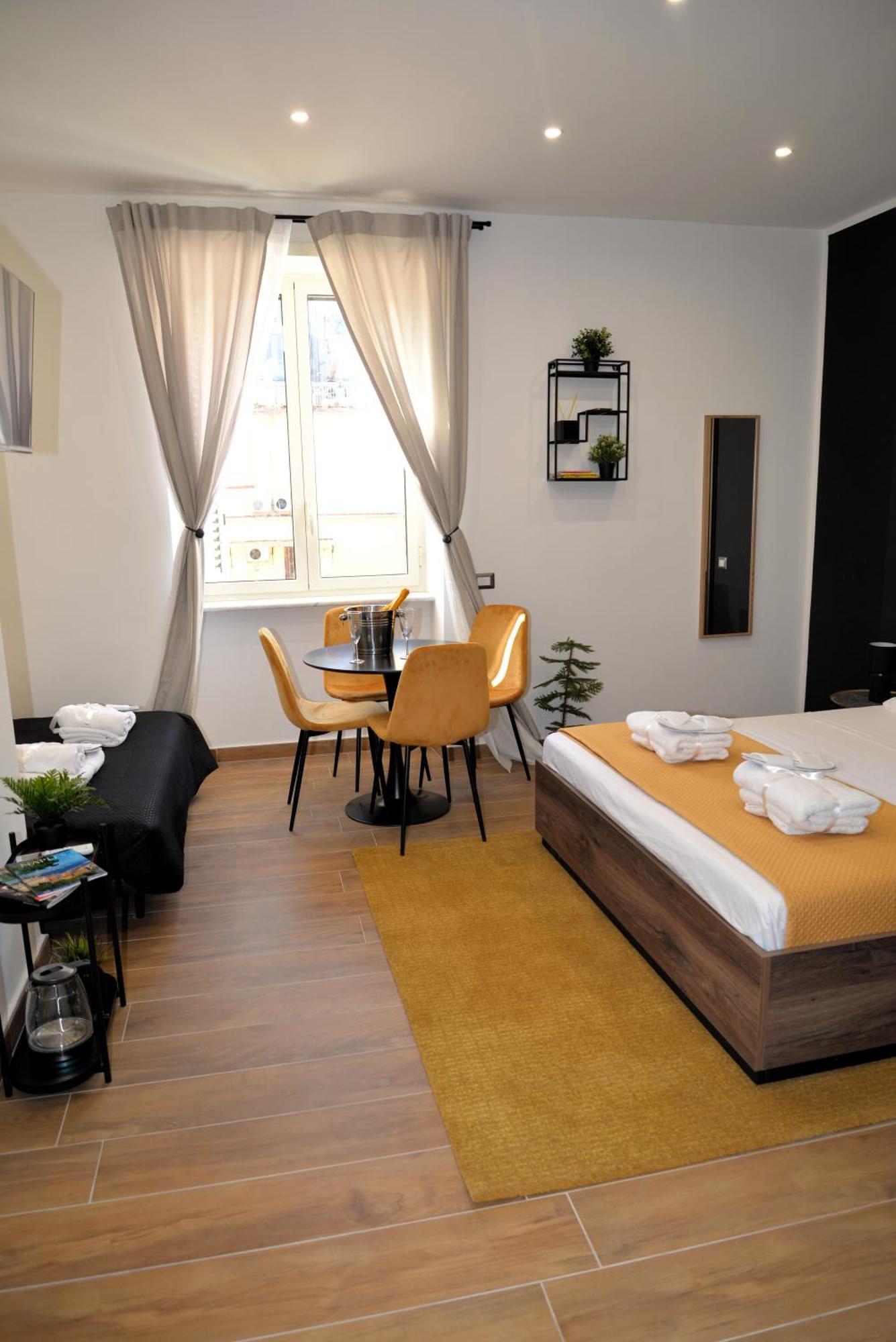 Blackwoody Contemporary Rooms - Napoli Centro Storico Exteriör bild